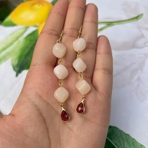 Garnet Wine Red Crystal Glass Cream Moonstone Agate Style Casual Fun Earrings - Picture 3 of 7